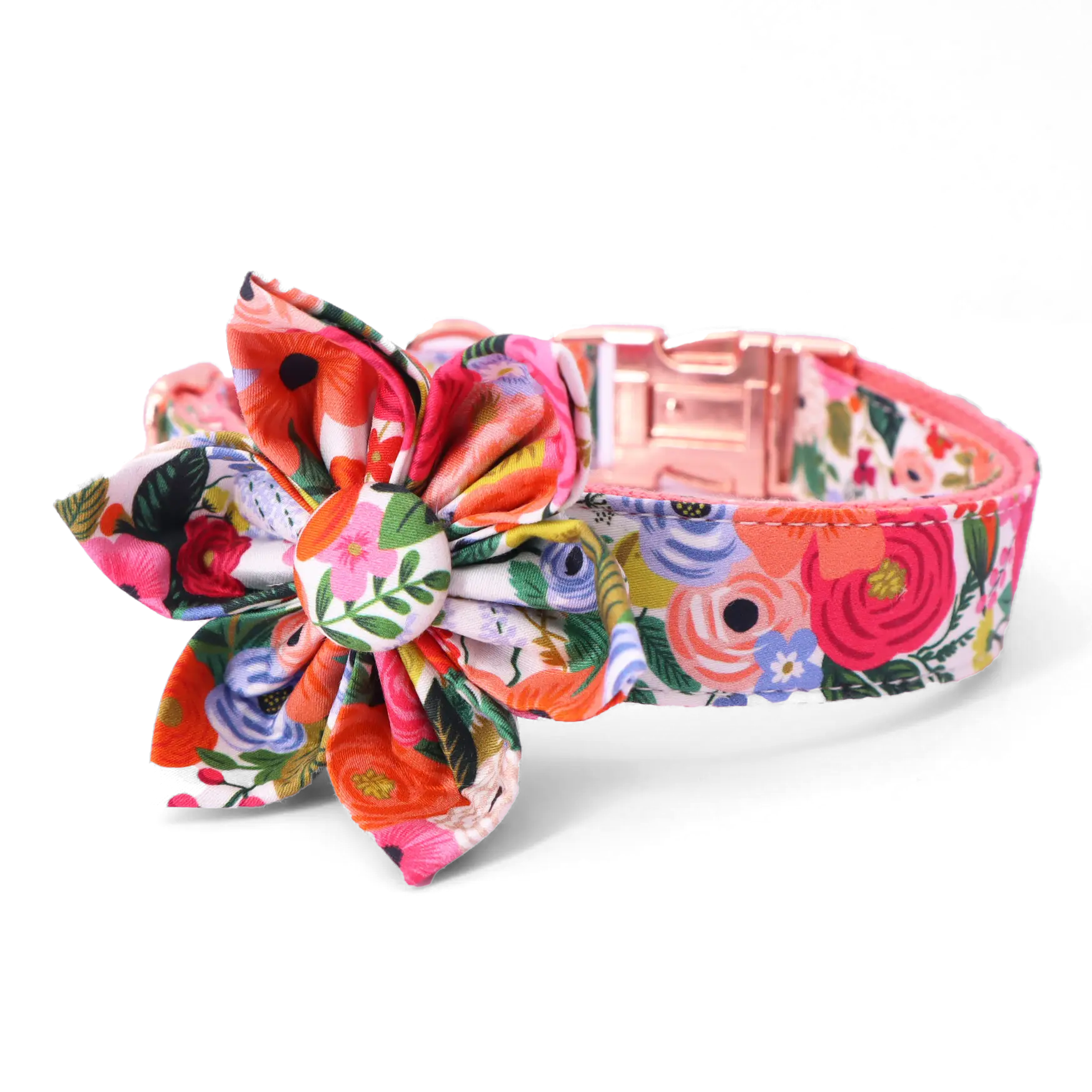 isabel_collar_with_flower_9f555191-d4df-45cc-b8d5-cec90e478488_2.png